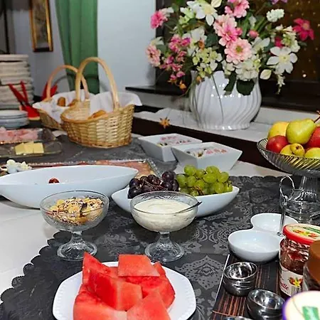 Gasthof-pension Schwarzer Baer 3*